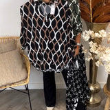 Meri™ Graphic Print Blouse