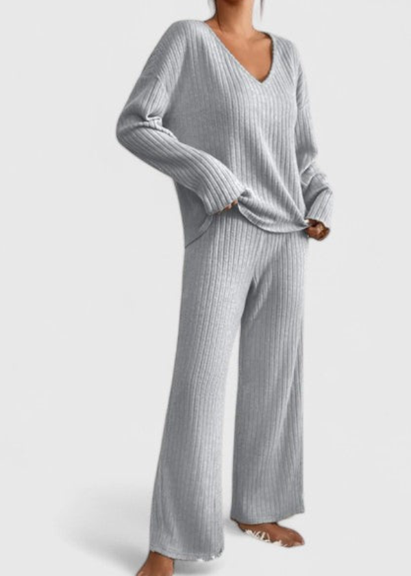 Angeline™ Comfortable Set